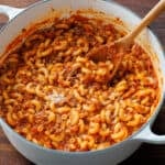 one-pot American Goulash Recipe with ground beef, elbow macaroni noodles and tomato sauce