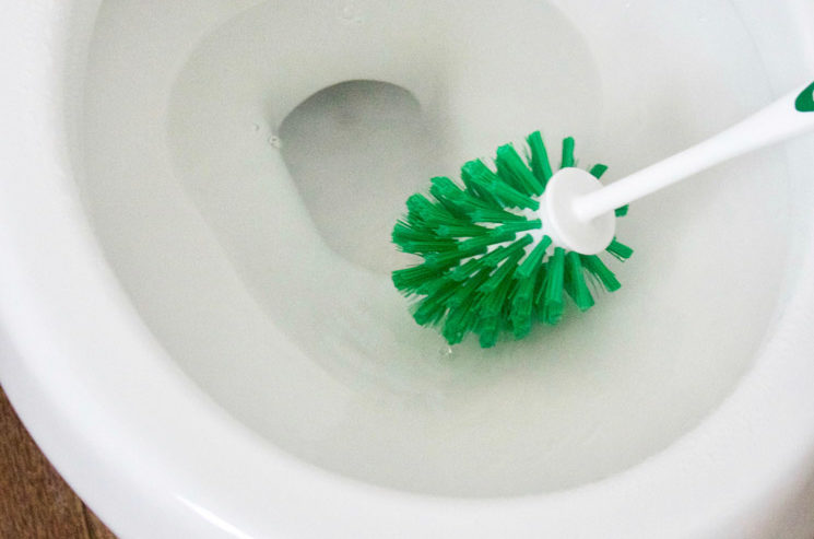 Bathroom Cleaning Tips